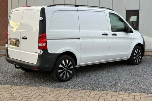 Mercedes-Benz Vito (2022) thumbnail 6
