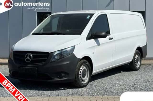 Mercedes-Benz Vito (2023) thumbnail 1