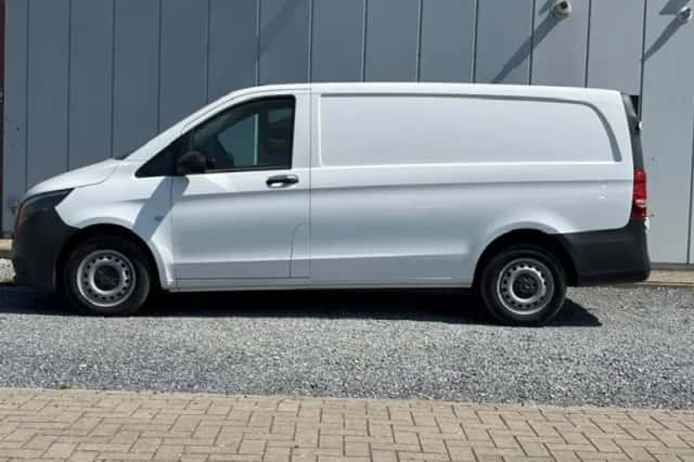 Mercedes-Benz Vito (2023) thumbnail 5