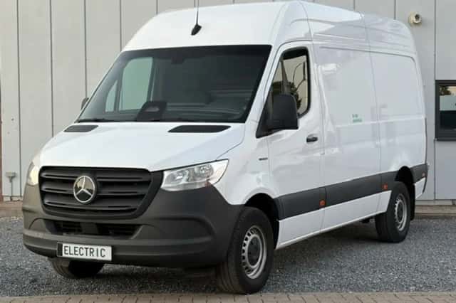 Mercedes-Benz eSprinter (2025) thumbnail 1