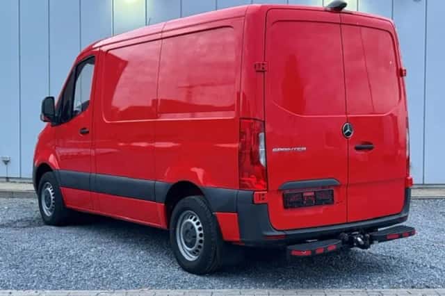 Mercedes-Benz Sprinter (2023) thumbnail 4