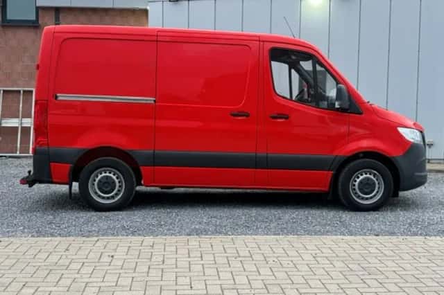 Mercedes-Benz Sprinter (2023) thumbnail 5