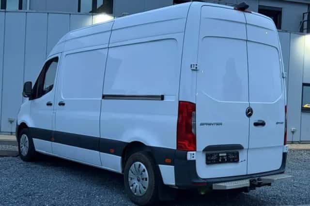 Mercedes-Benz Sprinter (2021) thumbnail 4