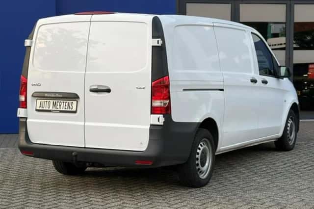 Mercedes-Benz Vito (2023) thumbnail 4