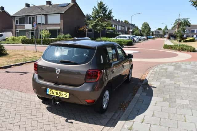 Dacia Sandero (2018) thumbnail 4