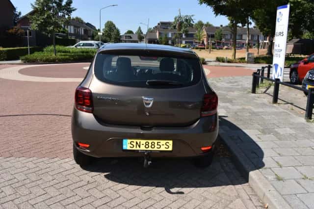 Dacia Sandero (2018) thumbnail 5