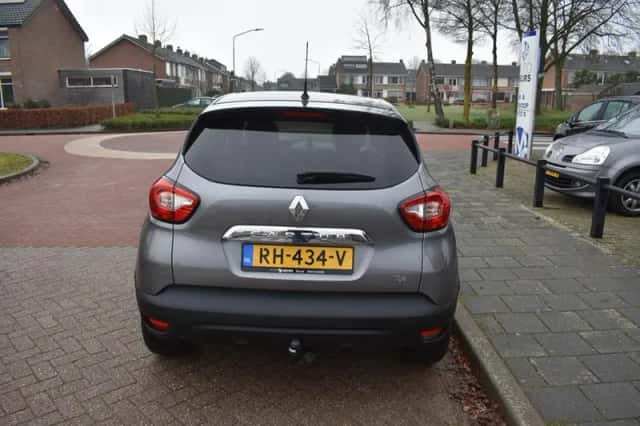 Renault Captur (2014) thumbnail 5