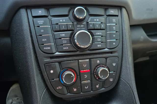 Opel Meriva (2012) thumbnail 3