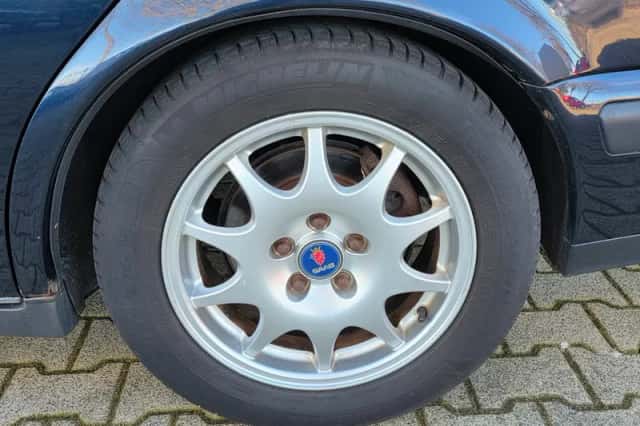 Saab 9-5 (2001) thumbnail 2
