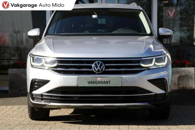 Volkswagen Tiguan (2021) thumbnail 5