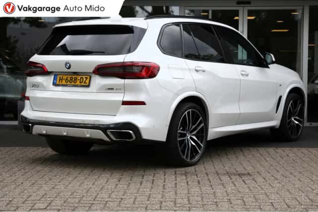 BMW X5 (2020) thumbnail 2