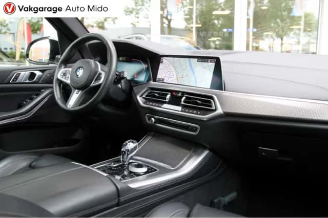 BMW X5 (2020) thumbnail 6