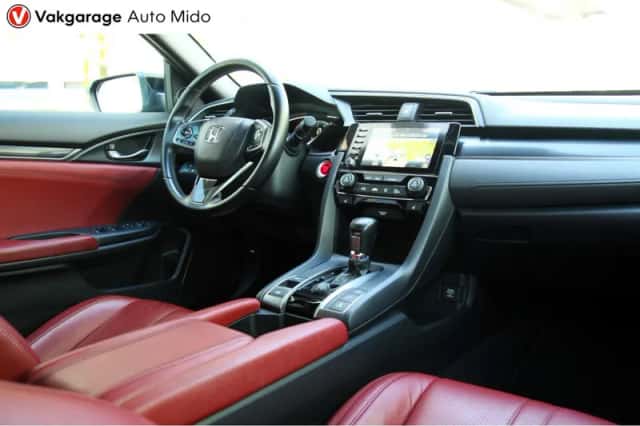 Honda Civic (2020) thumbnail 3