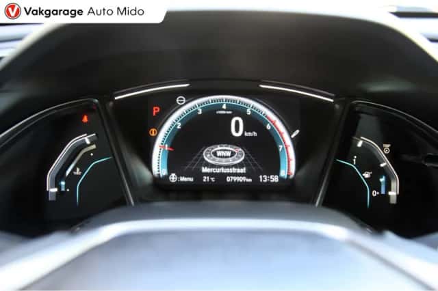 Honda Civic (2020) thumbnail 5