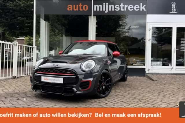 MINI John Cooper Works (2015) thumbnail 1