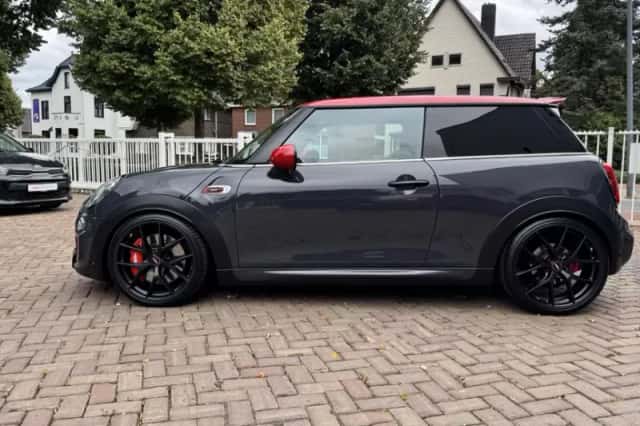 MINI John Cooper Works (2015) thumbnail 2