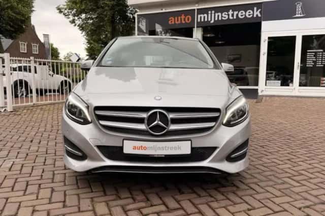 Mercedes-Benz B-Klasse (2016) thumbnail 4