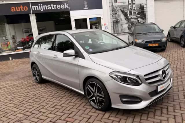 Mercedes-Benz B-Klasse (2016) thumbnail 5