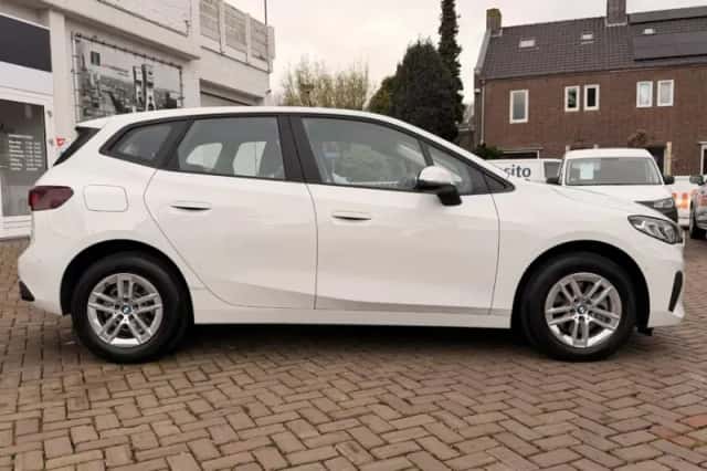 BMW 2-Serie (2023) thumbnail 6