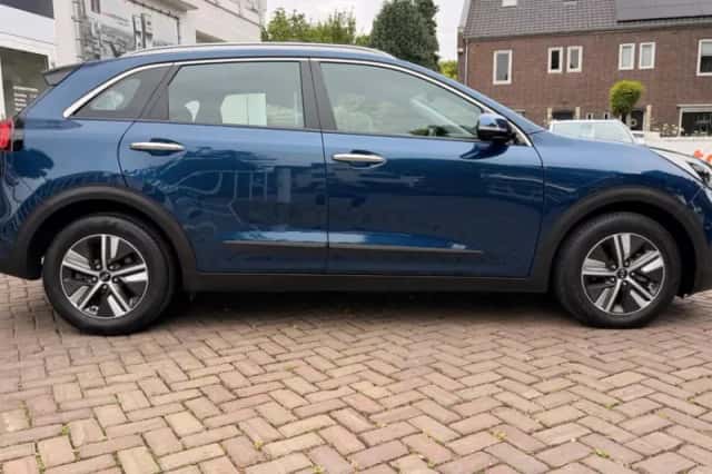 Kia Niro (2019) thumbnail 6