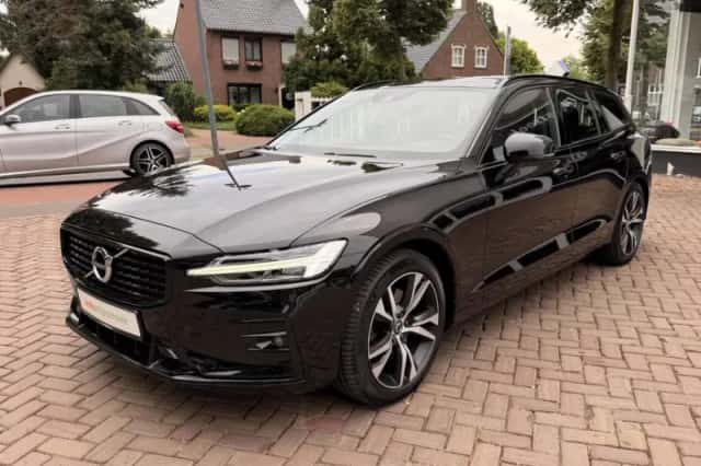 Volvo V60 (2021) thumbnail 3