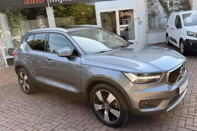Volvo XC40 (2018) thumbnail 5