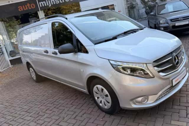 Mercedes-Benz Vito (2016) thumbnail 4