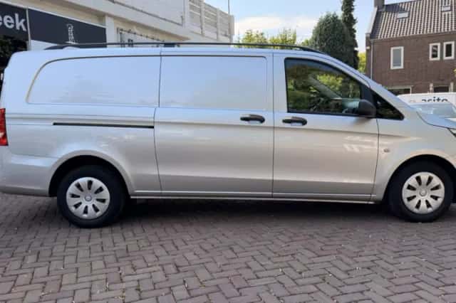 Mercedes-Benz Vito (2016) thumbnail 5