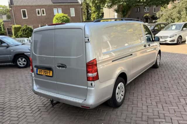 Mercedes-Benz Vito (2016) thumbnail 6