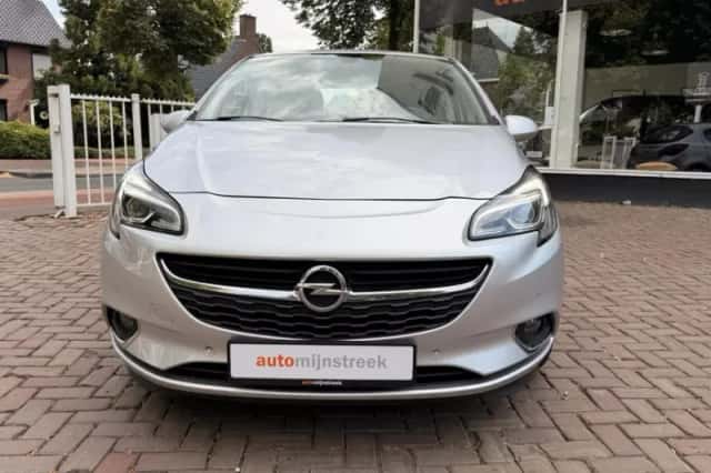Opel Corsa (2015) thumbnail 4