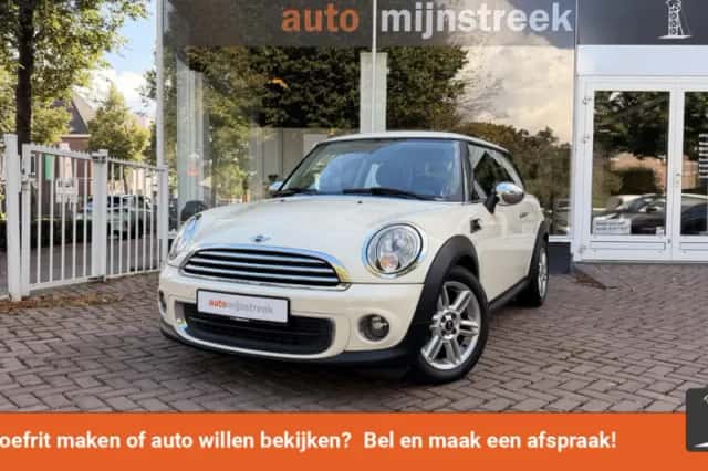 MINI One (2013) thumbnail 1