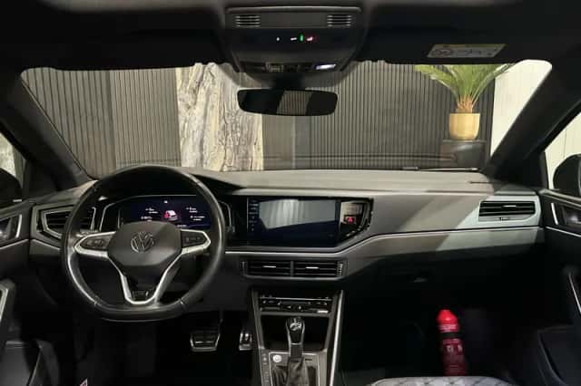 Volkswagen Polo (2021) thumbnail 2