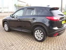 Mazda CX-5 (2016) thumbnail 2