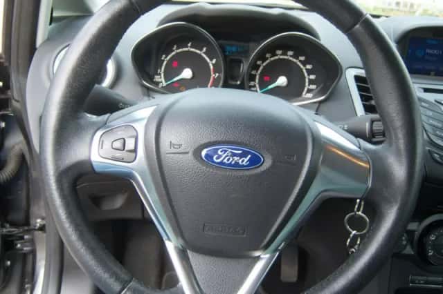Ford Fiesta (2016) thumbnail 14