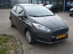 Ford Fiesta (2016) thumbnail 6