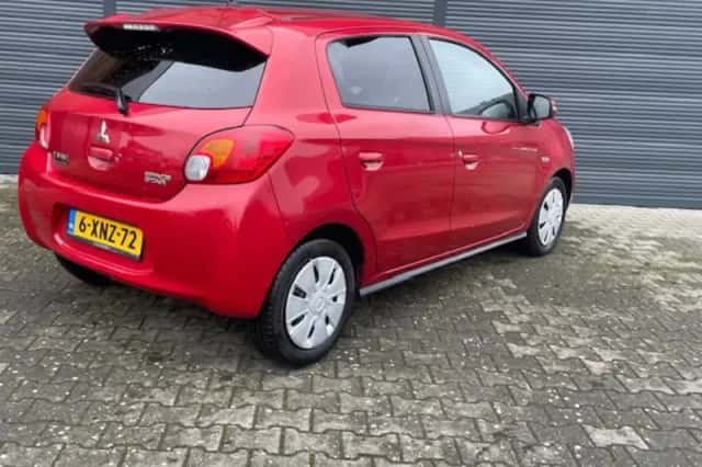 Mitsubishi Space (2014) thumbnail 3