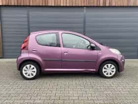 Peugeot 107 (2012) thumbnail 5