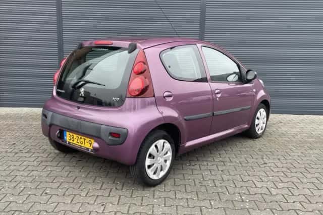 Peugeot 107 (2012) thumbnail 3