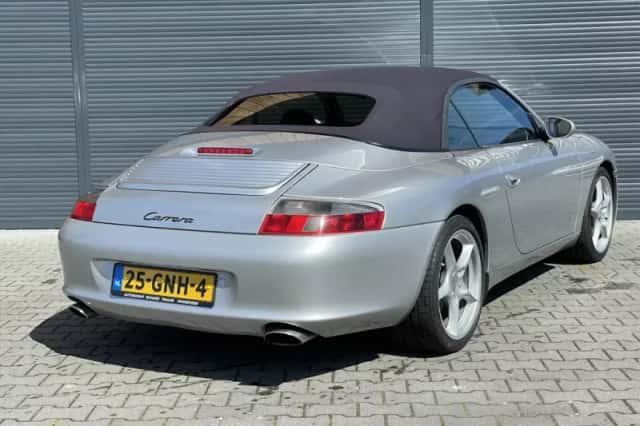 Porsche 996 (2002) thumbnail 5