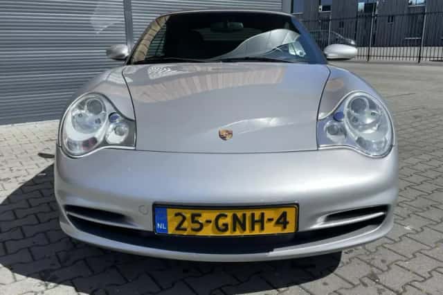Porsche 996 (2002) thumbnail 6