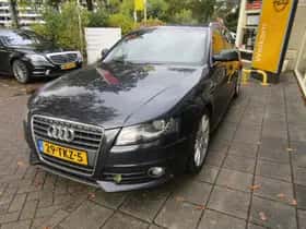 Audi A4 (2012) thumbnail 4