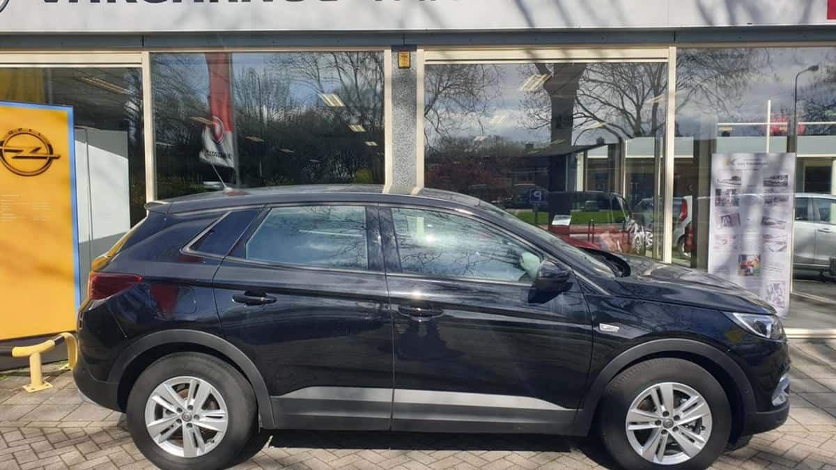 Opel Grandland X (2021) — foto 1