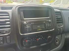 Opel Vivaro thumbnail 12