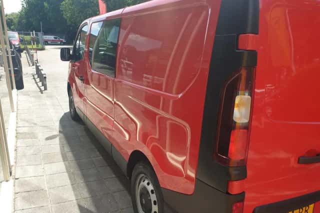 Opel Vivaro (2018) thumbnail 4