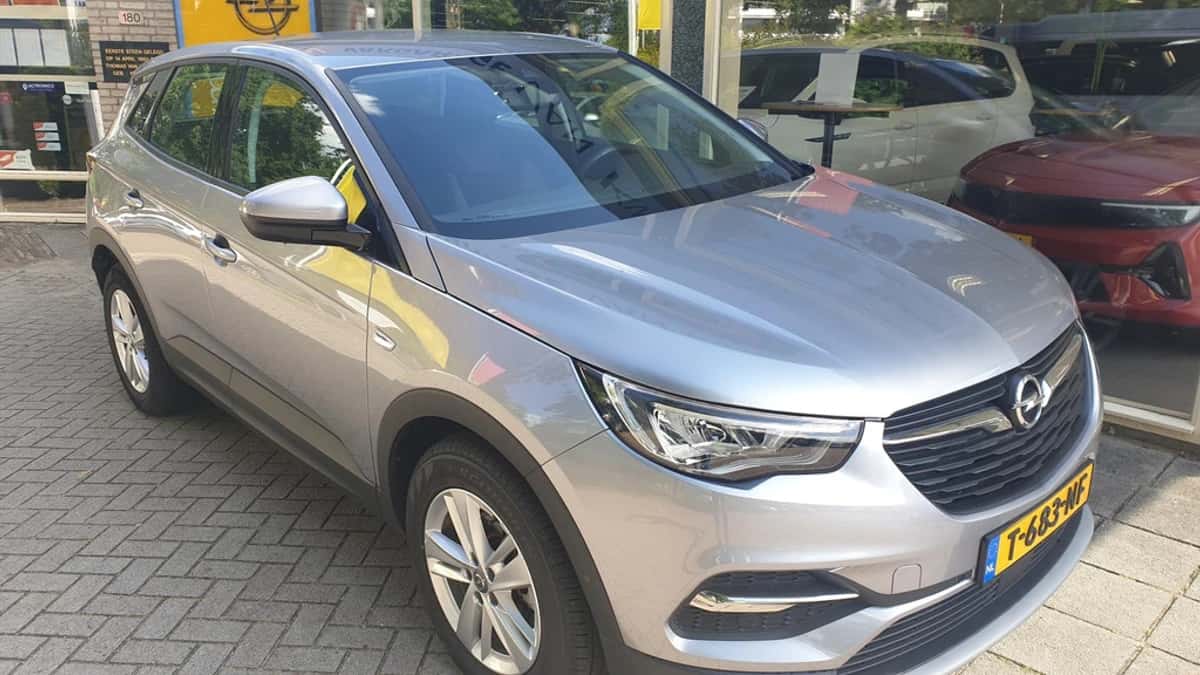 Opel Grandland X (2021) — foto 1
