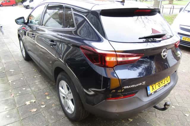 Opel Grandland X (2019) thumbnail 4