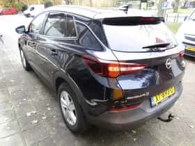 Opel Grandland X (2019) thumbnail 4