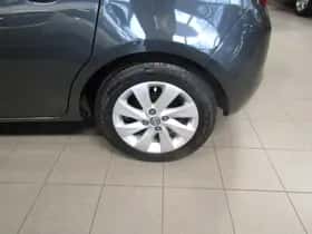 Opel Corsa (2016) thumbnail 12