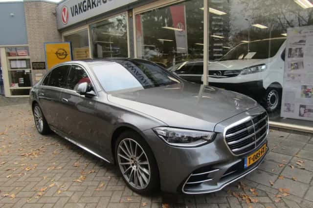 Mercedes-Benz S-Klasse (2022) thumbnail 2
