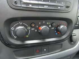 Opel Vivaro thumbnail 10